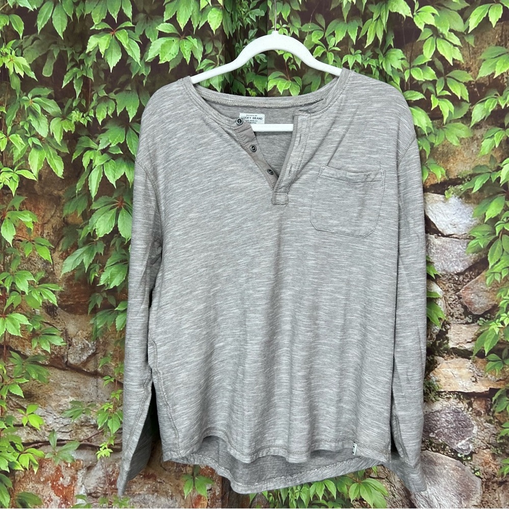 LUCKY BRAND Taupe Long Sleeve Henley, L - Picture 2 of 11